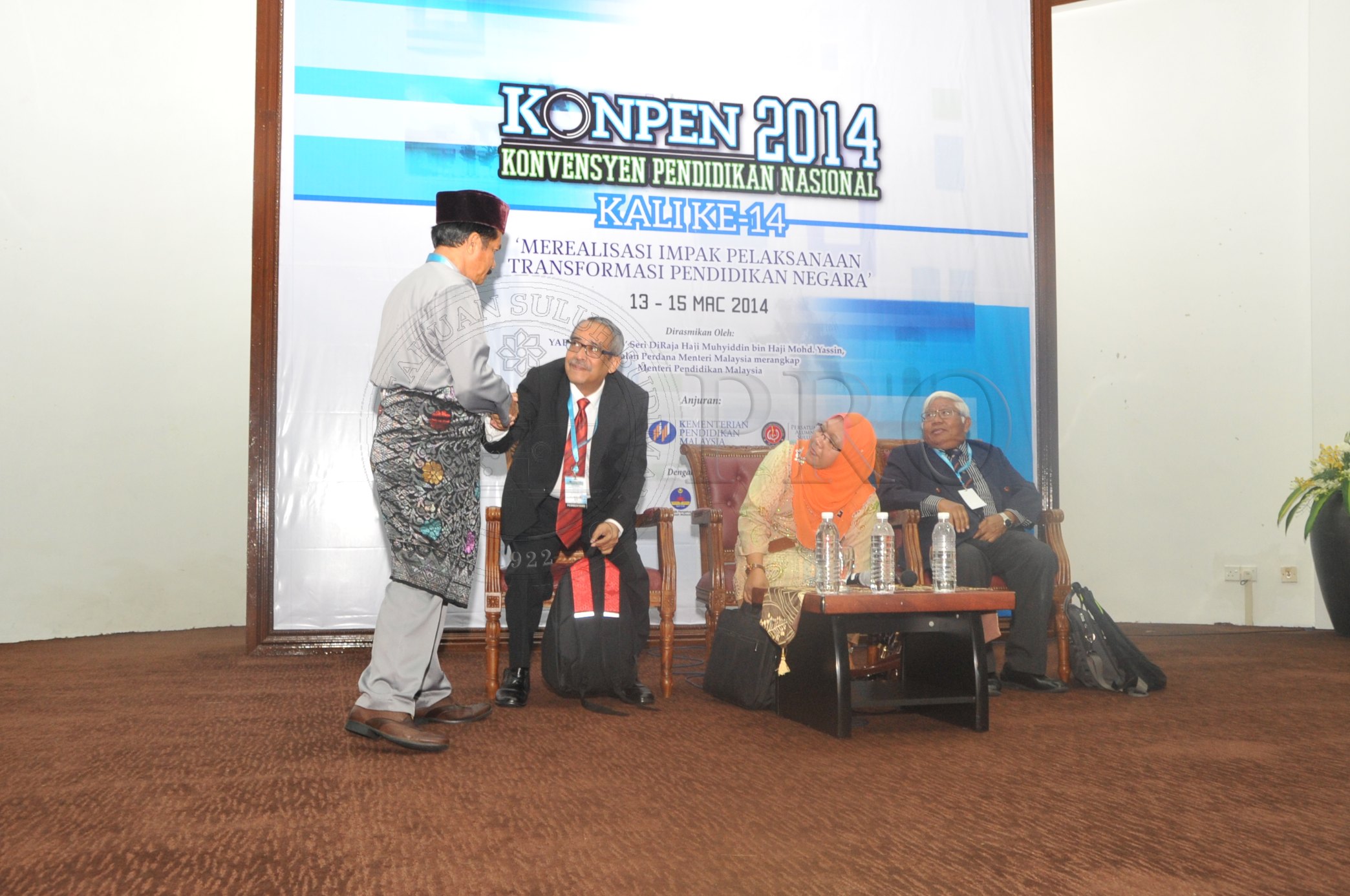 PRO 14 28 KONPEN PRO 7082